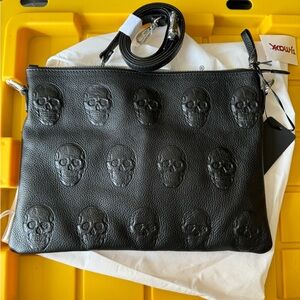 I opelle large skull crossbody bag